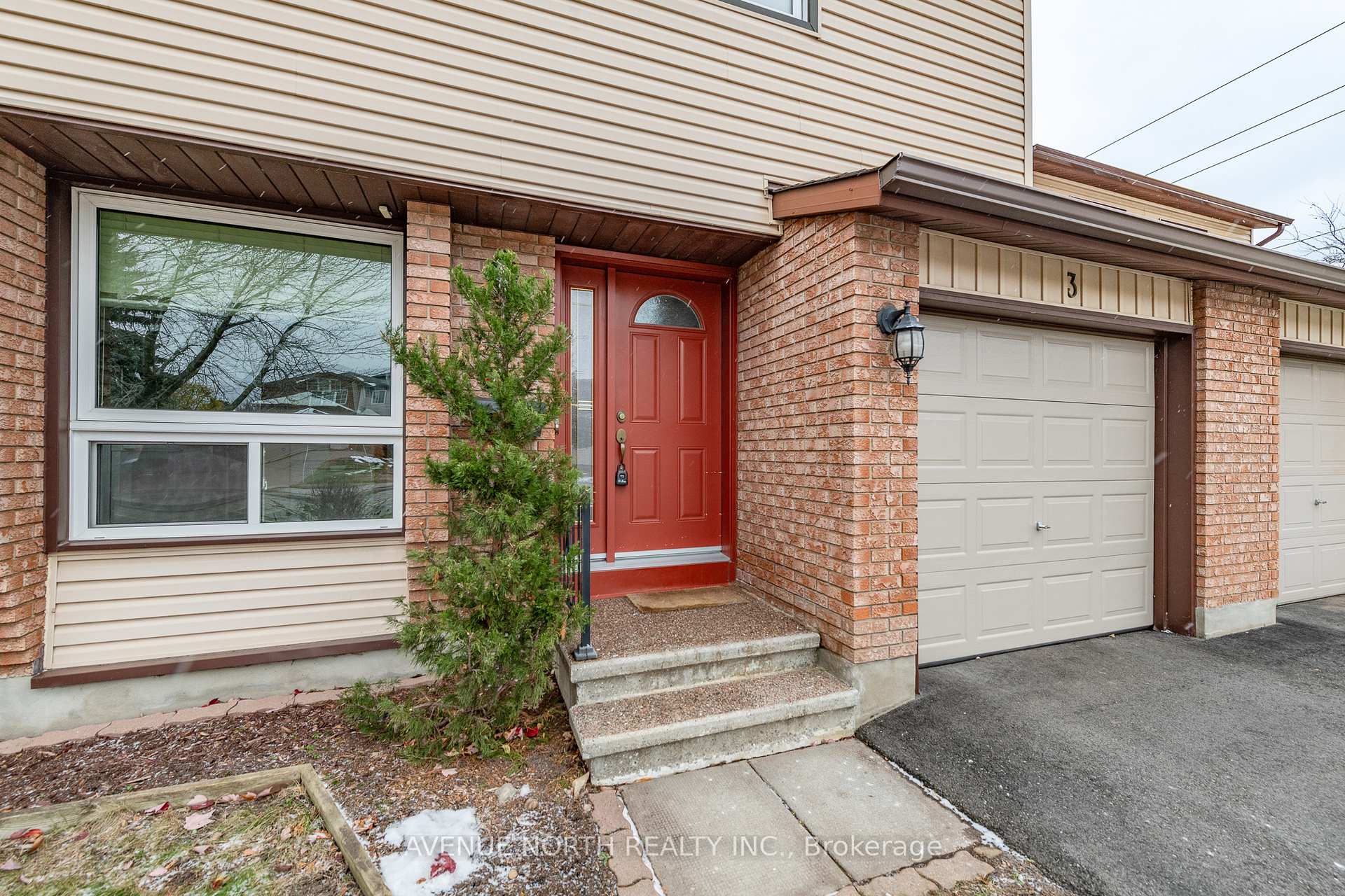 Photo 3 of 3 Fable Street, Ottawa, Barrhaven - Pheasant Run — HOMEH