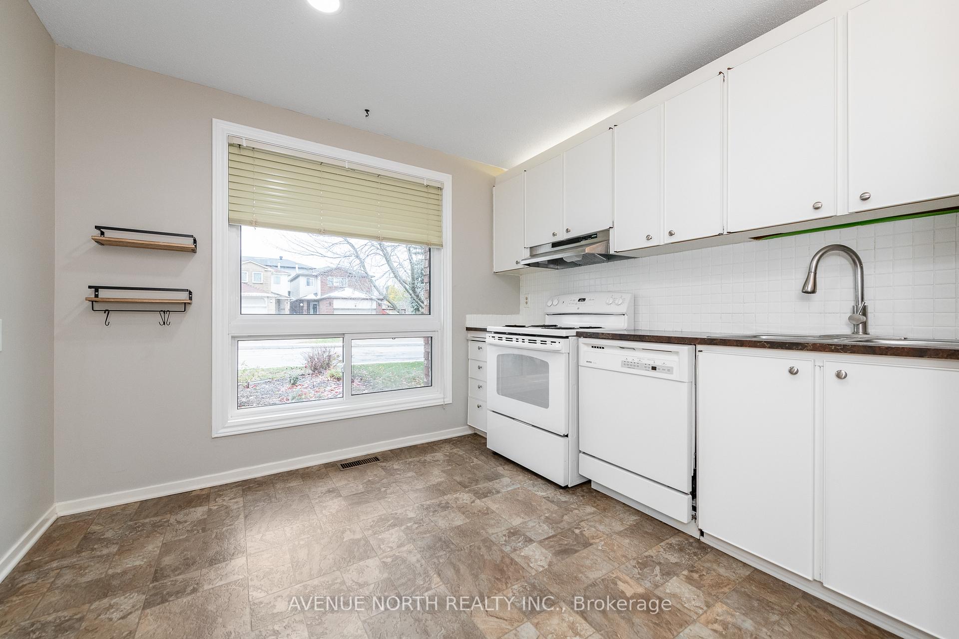 Photo 12 of 3 Fable Street, Ottawa, Barrhaven - Pheasant Run — HOMEH