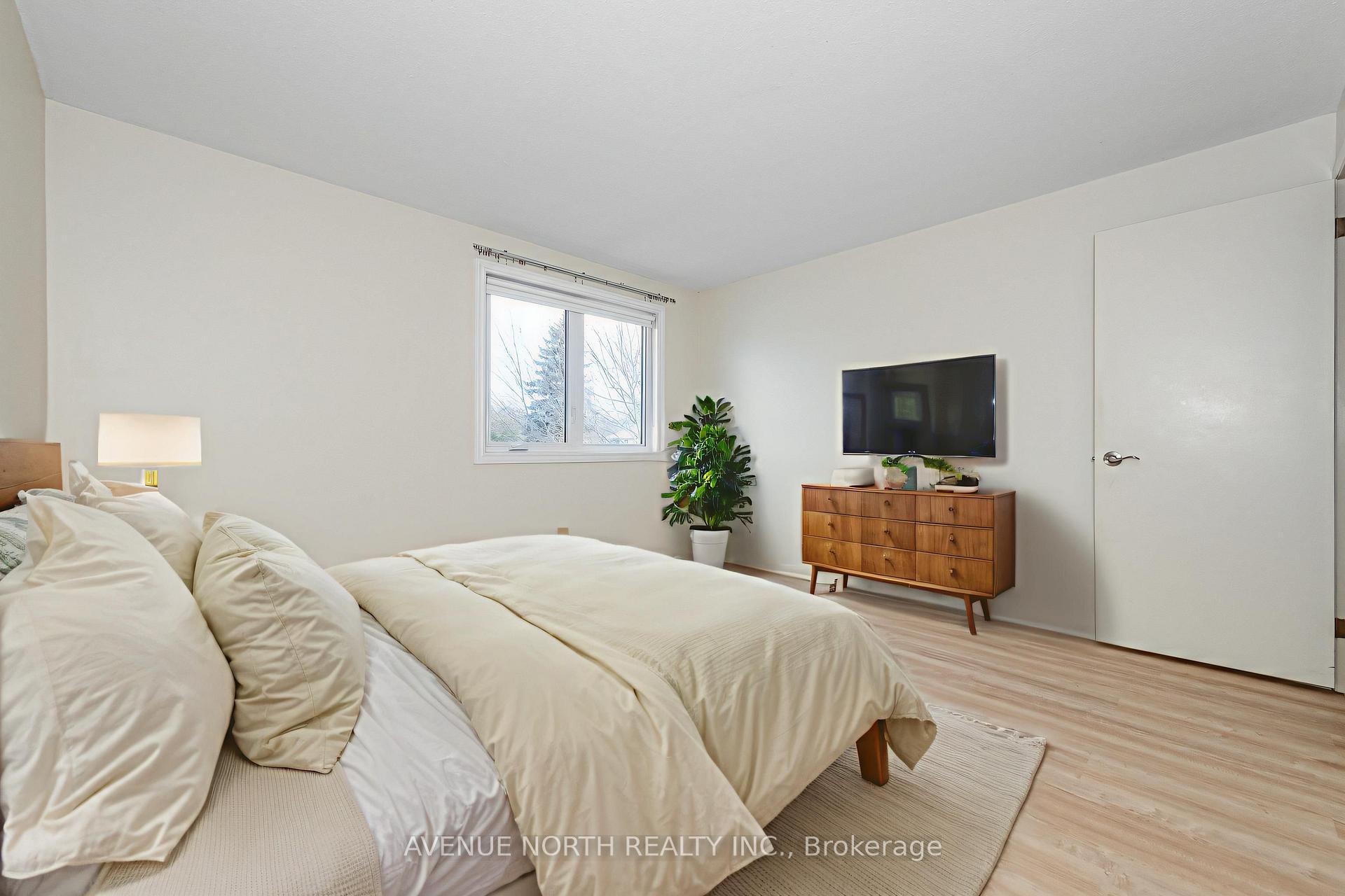 Photo 19 of 3 Fable Street, Ottawa, Barrhaven - Pheasant Run — HOMEH