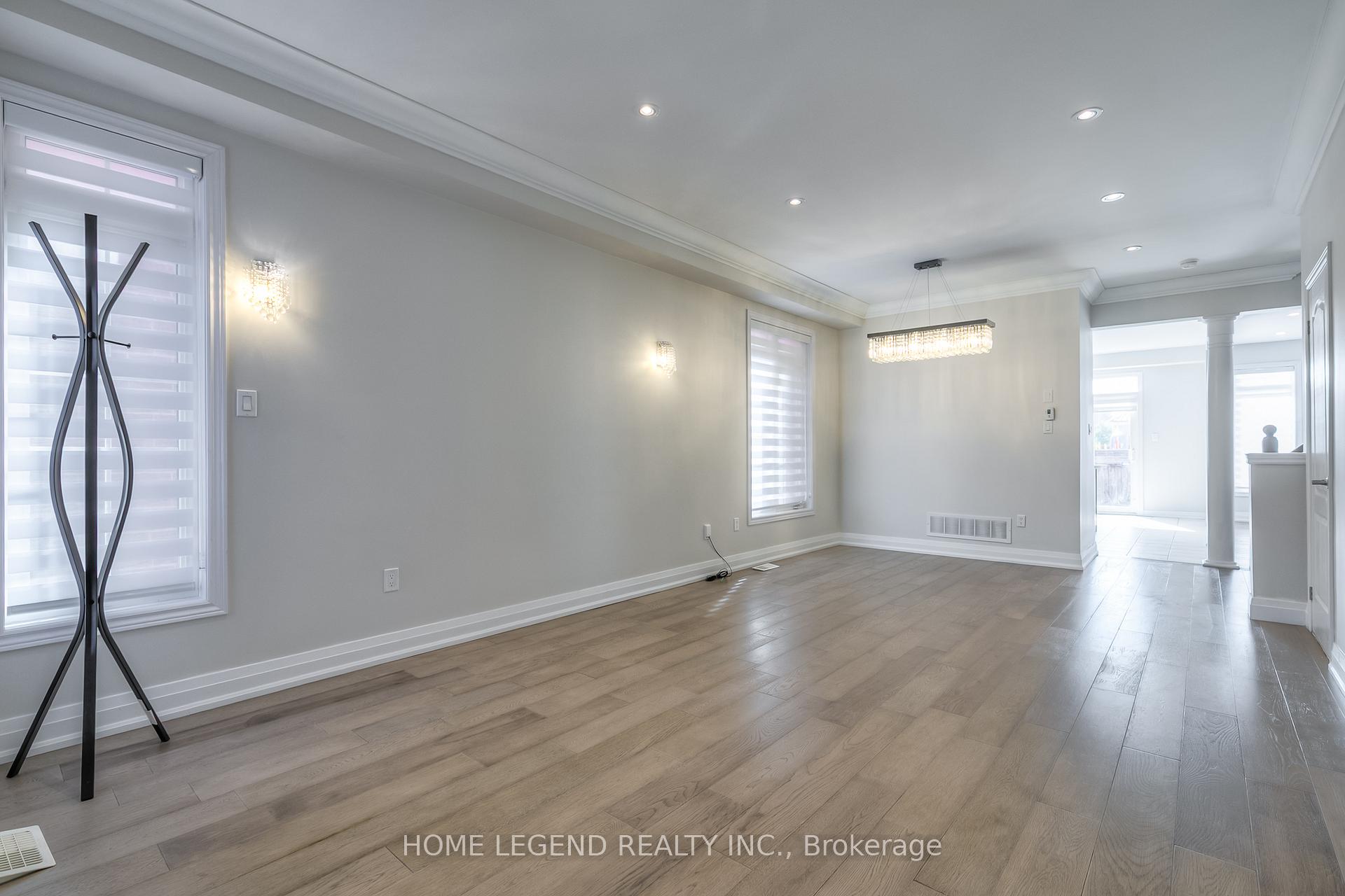Photo 3 of 3 Fraserwood Road, Vaughan, Patterson — HOMEH