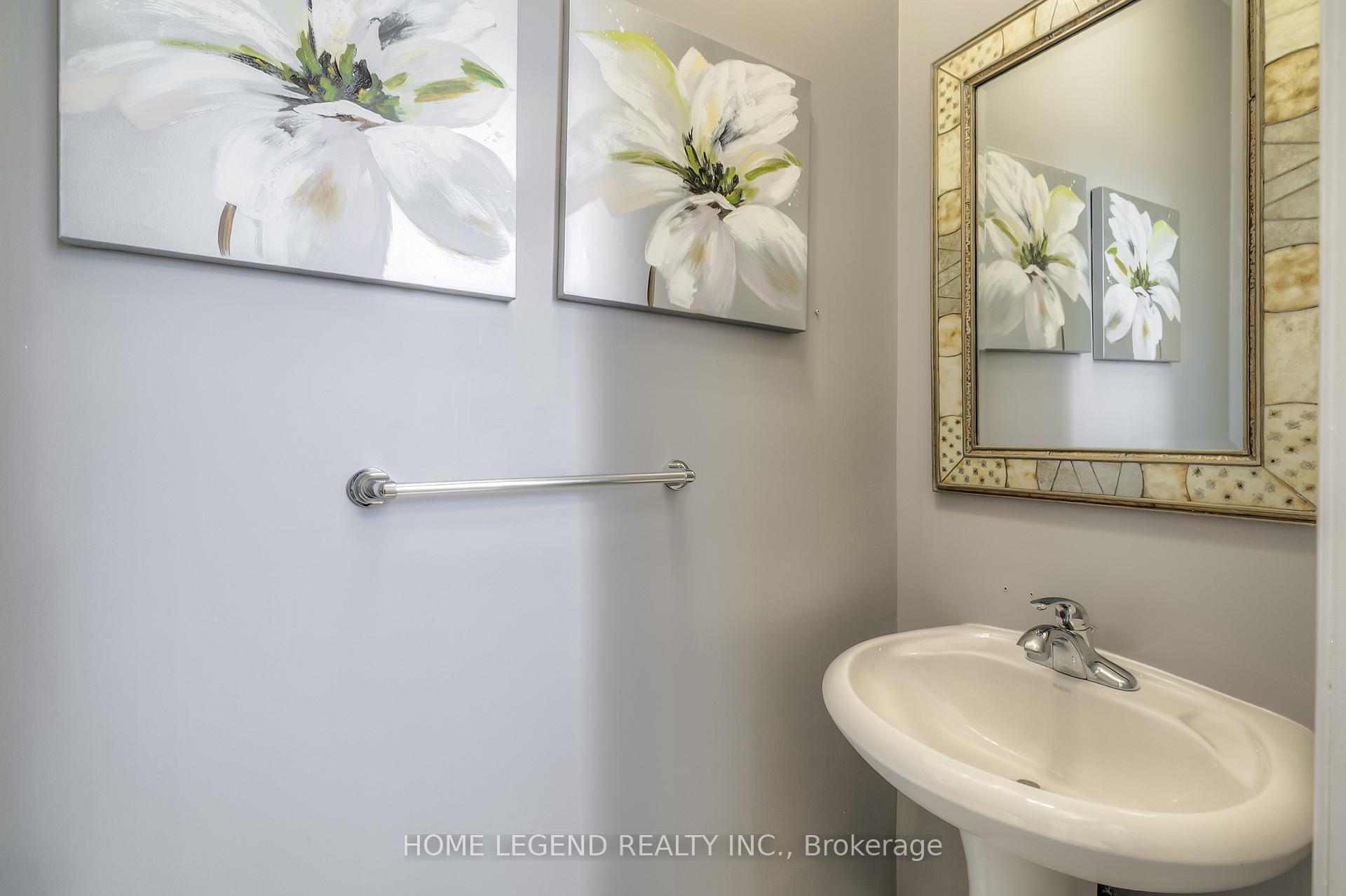 Photo 11 of 3 Fraserwood Road, Vaughan, Patterson — HOMEH