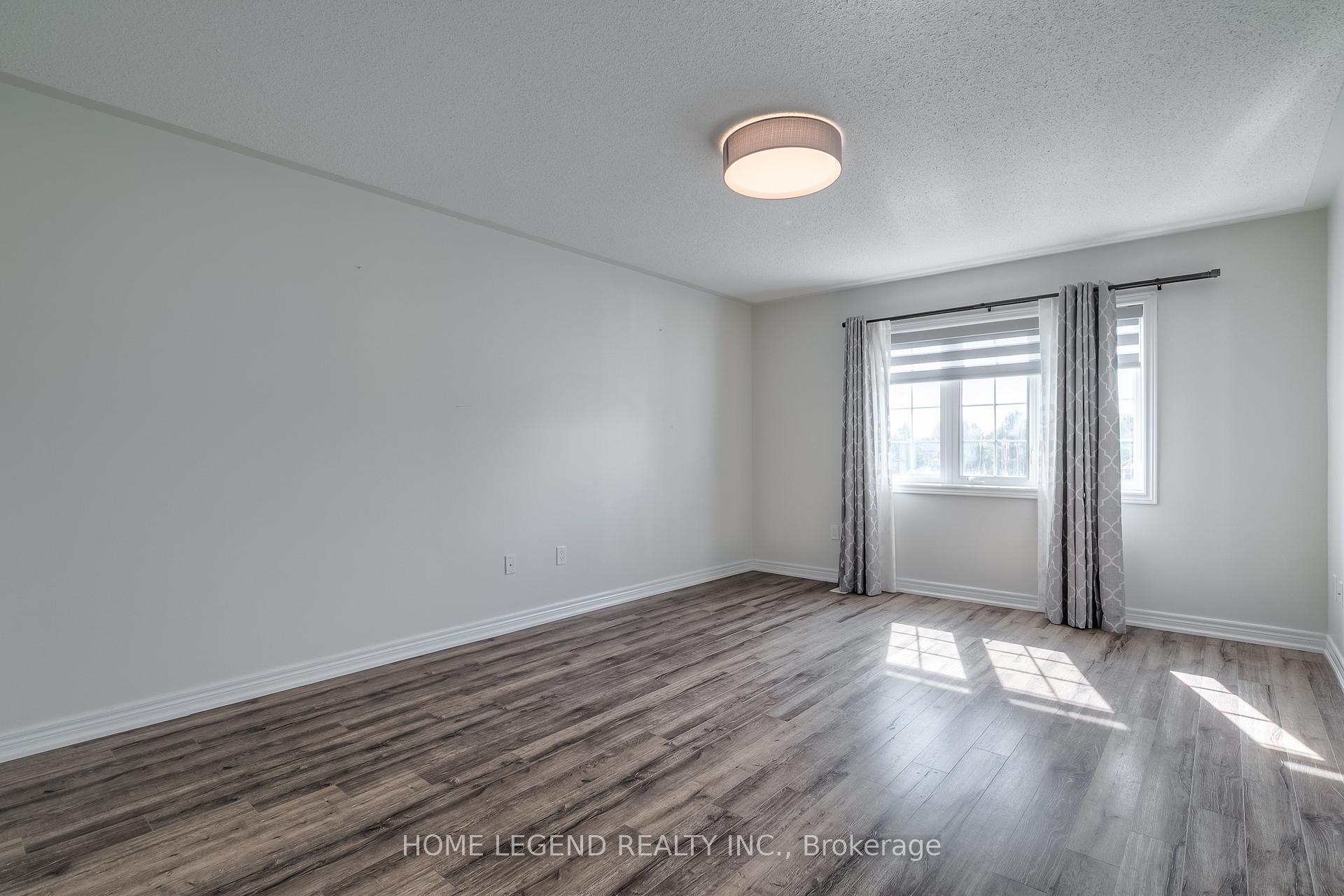 Photo 13 of 3 Fraserwood Road, Vaughan, Patterson — HOMEH