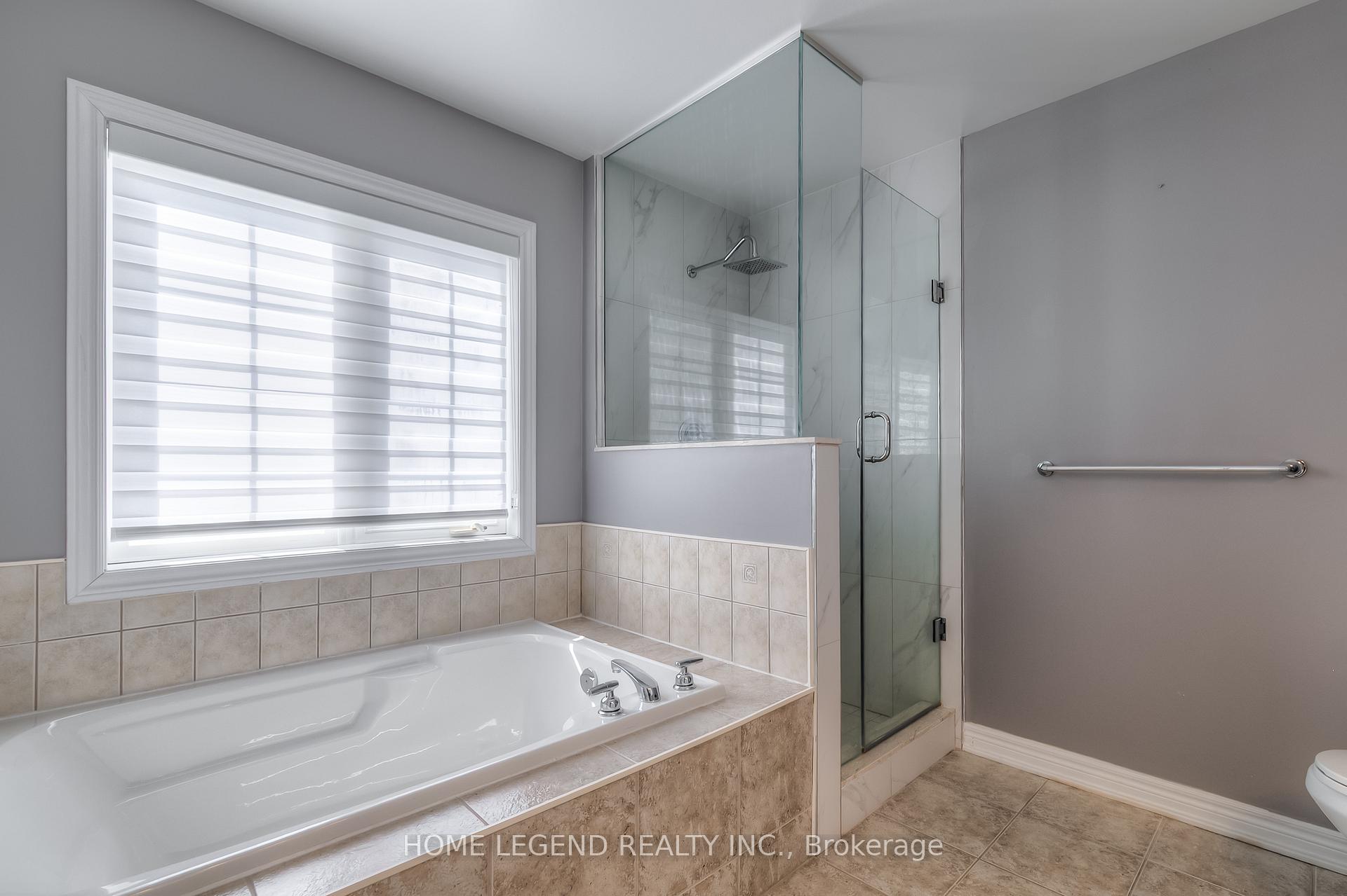 Photo 16 of 3 Fraserwood Road, Vaughan, Patterson — HOMEH