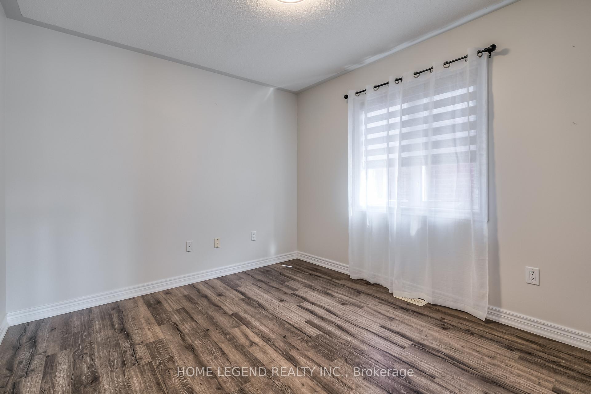 Photo 18 of 3 Fraserwood Road, Vaughan, Patterson — HOMEH