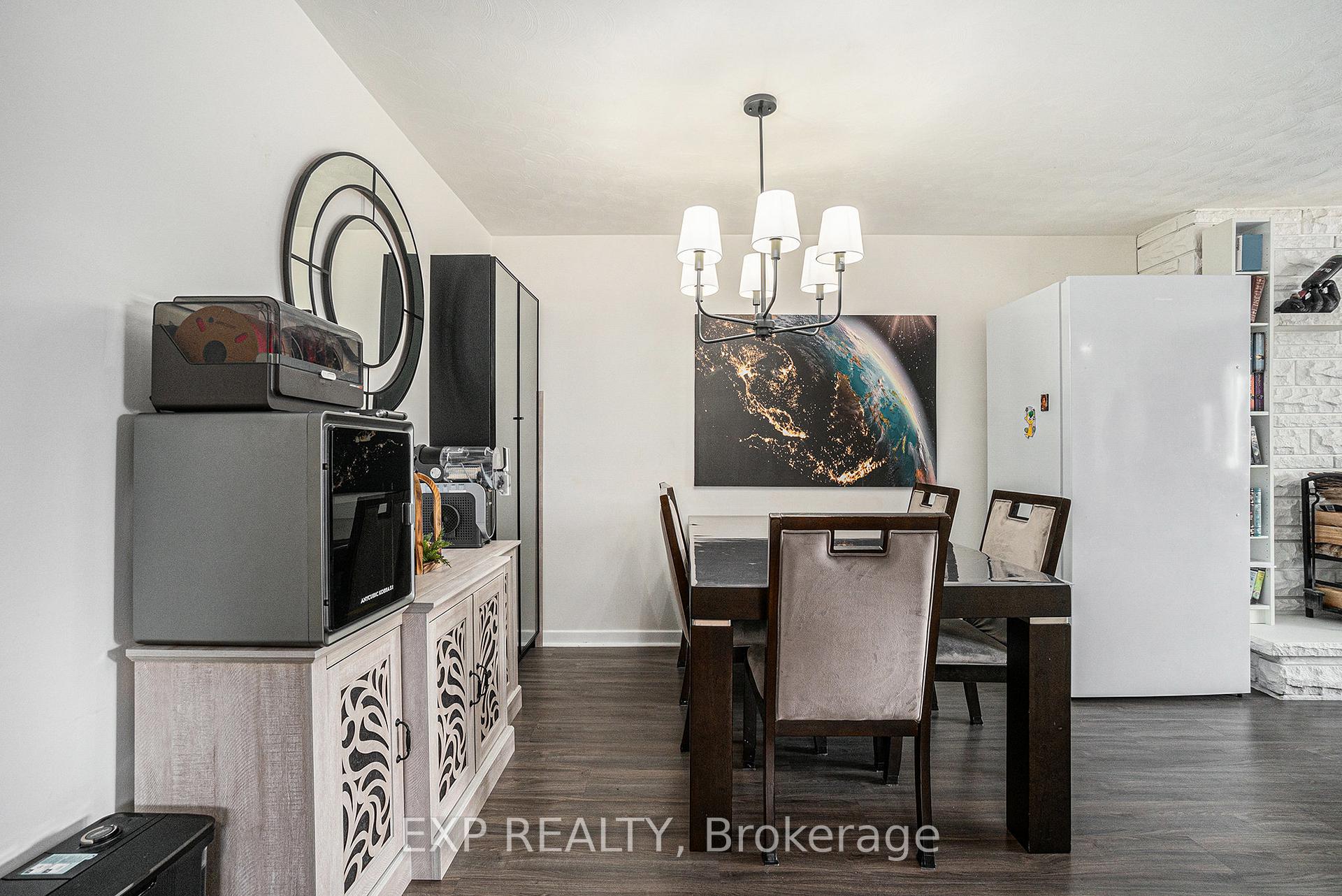 Photo 7 of 1843 Walkley Road, Ottawa, Guildwood Estates - Urbandale Acres — HOMEH