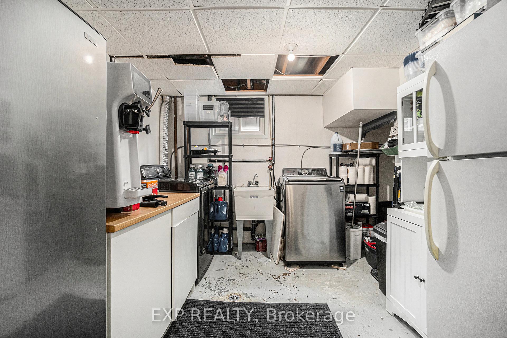 Photo 12 of 1843 Walkley Road, Ottawa, Guildwood Estates - Urbandale Acres — HOMEH