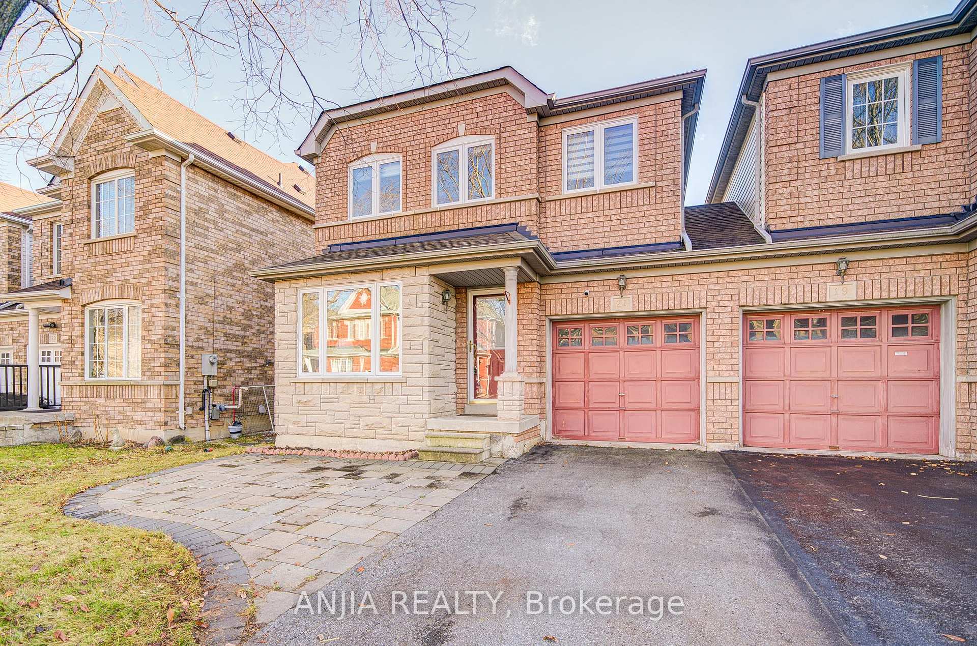 Photo 2 of 21 Bertram Earnshaw Drive, Markham, Berczy — HOMEH