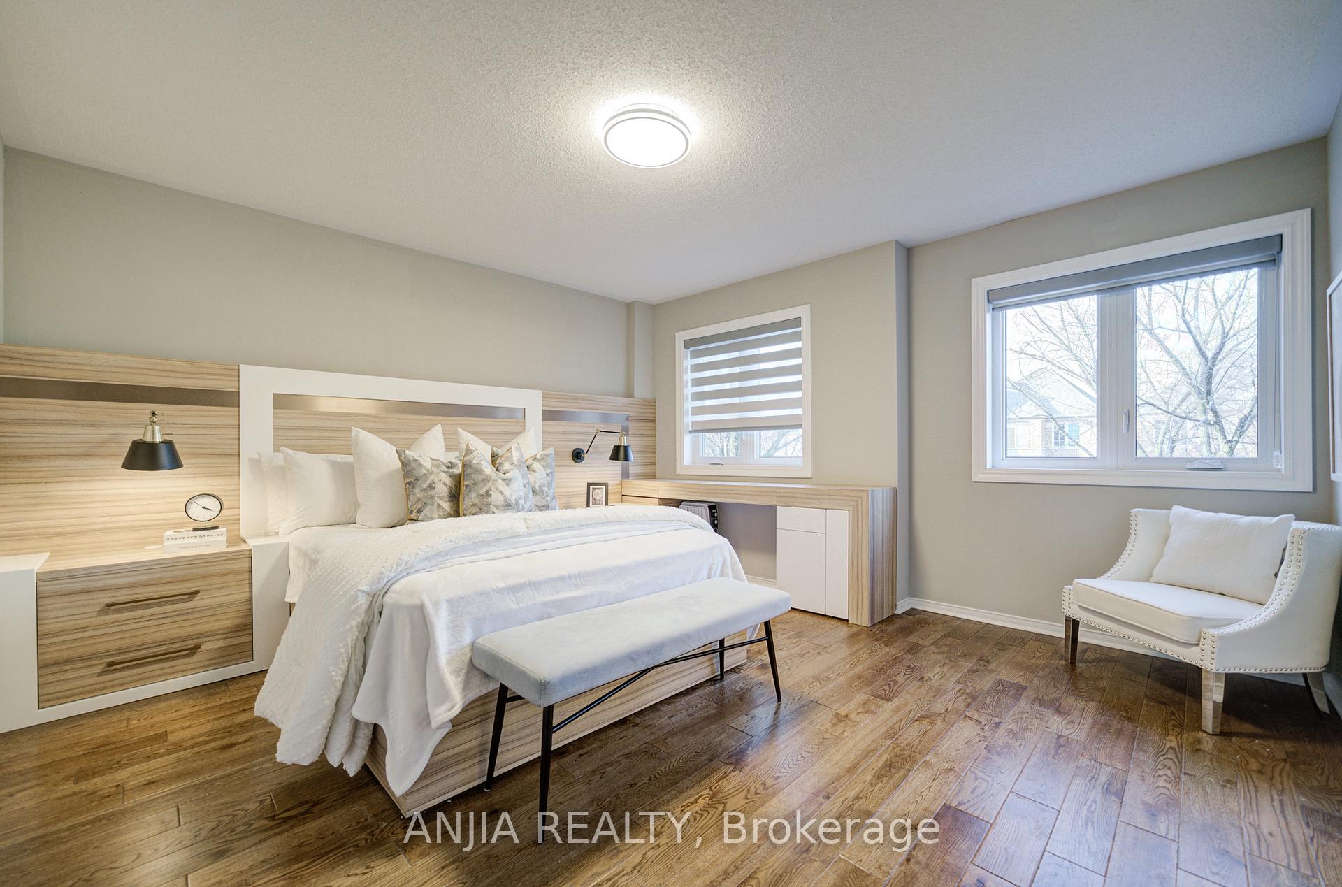 Photo 15 of 21 Bertram Earnshaw Drive, Markham, Berczy — HOMEH