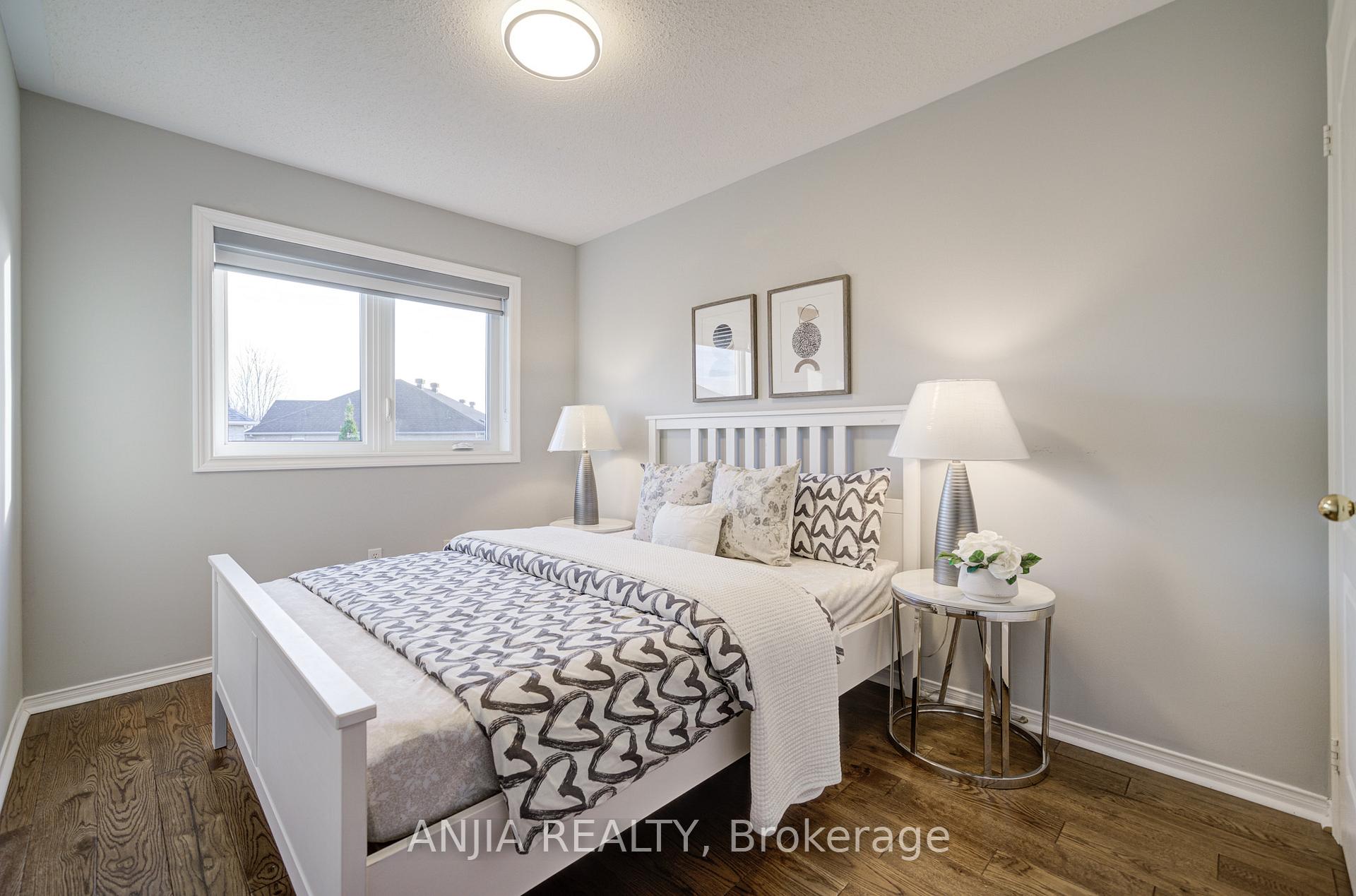 Photo 19 of 21 Bertram Earnshaw Drive, Markham, Berczy — HOMEH