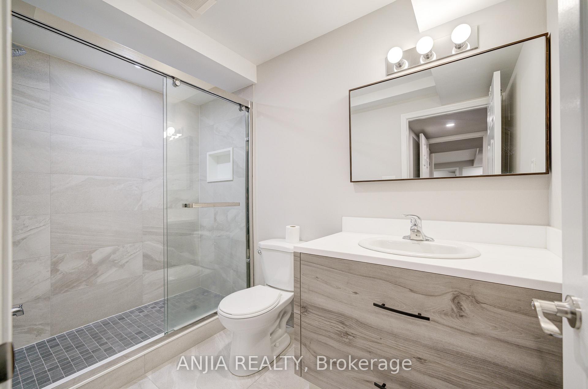 Photo 27 of 21 Bertram Earnshaw Drive, Markham, Berczy — HOMEH