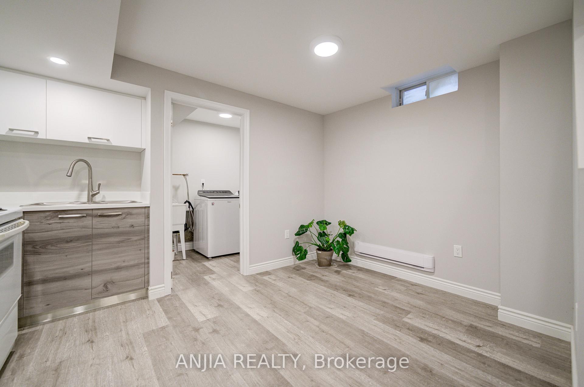 Photo 32 of 21 Bertram Earnshaw Drive, Markham, Berczy — HOMEH
