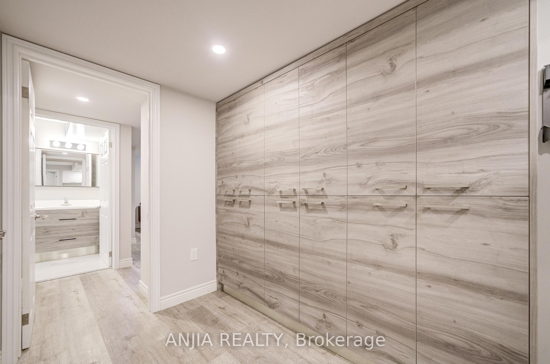 Photo 33 of 21 Bertram Earnshaw Drive, Markham, Berczy — HOMEH
