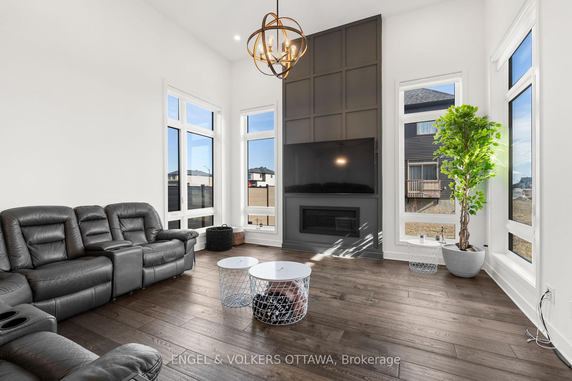 Photo 31 of 12 Whooping Crane Ridge, Ottawa, Riverside South/Gloucester Glen — HOMEH