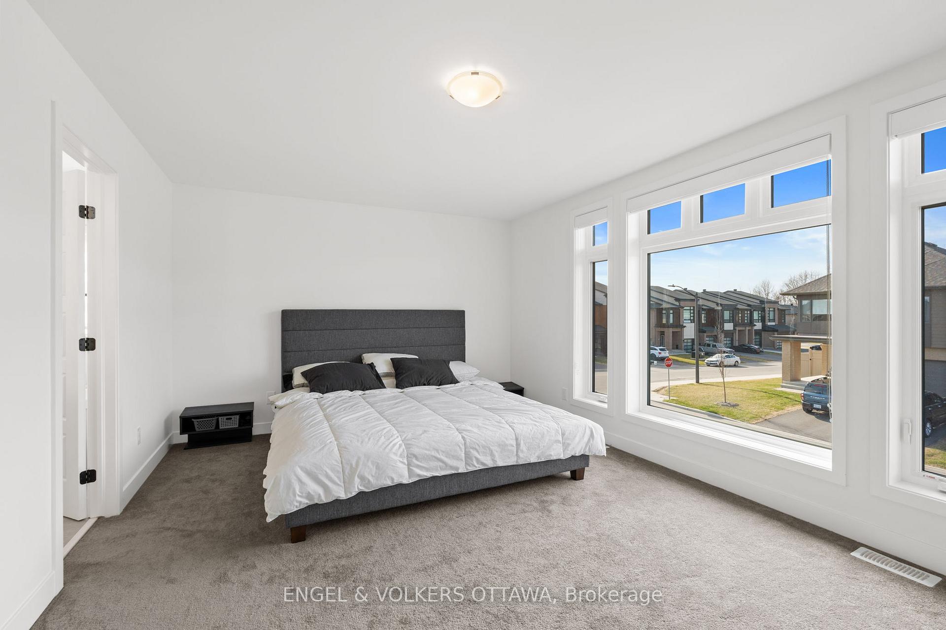 Photo 16 of 12 Whooping Crane Ridge, Ottawa, Riverside South/Gloucester Glen — HOMEH