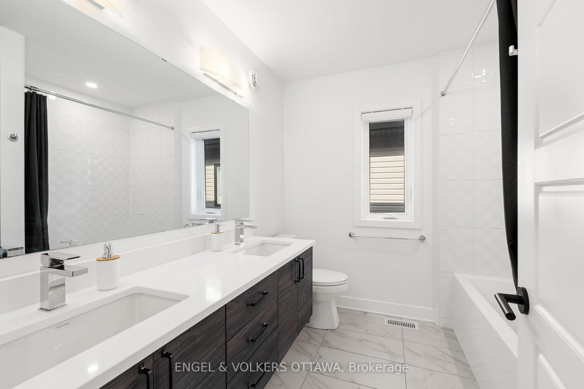 Photo 21 of 12 Whooping Crane Ridge, Ottawa, Riverside South/Gloucester Glen — HOMEH