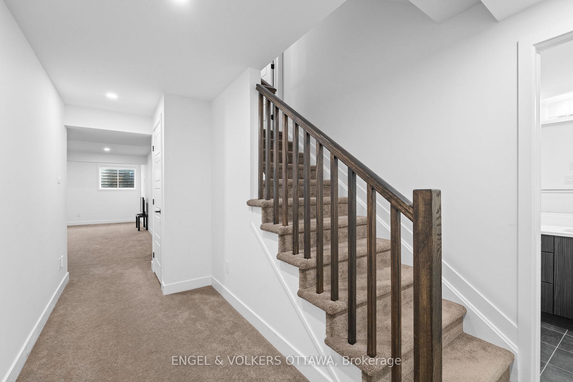 Photo 22 of 12 Whooping Crane Ridge, Ottawa, Riverside South/Gloucester Glen — HOMEH