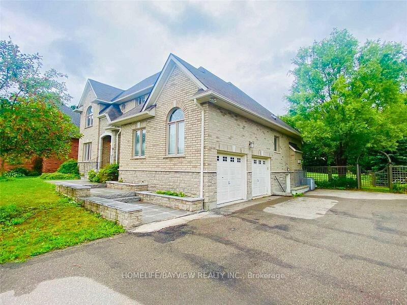 Photo 2 of Unit Lower, 36 Hunterwood Chase, Vaughan, Rural Vaughan — HOMEH