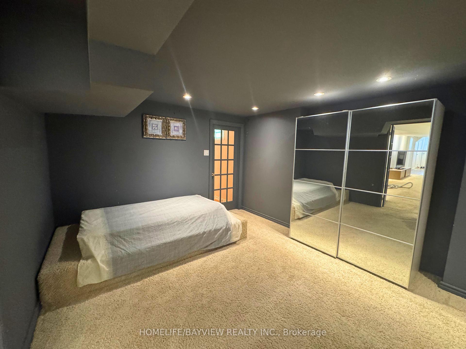Photo 12 of Unit Lower, 36 Hunterwood Chase, Vaughan, Rural Vaughan — HOMEH