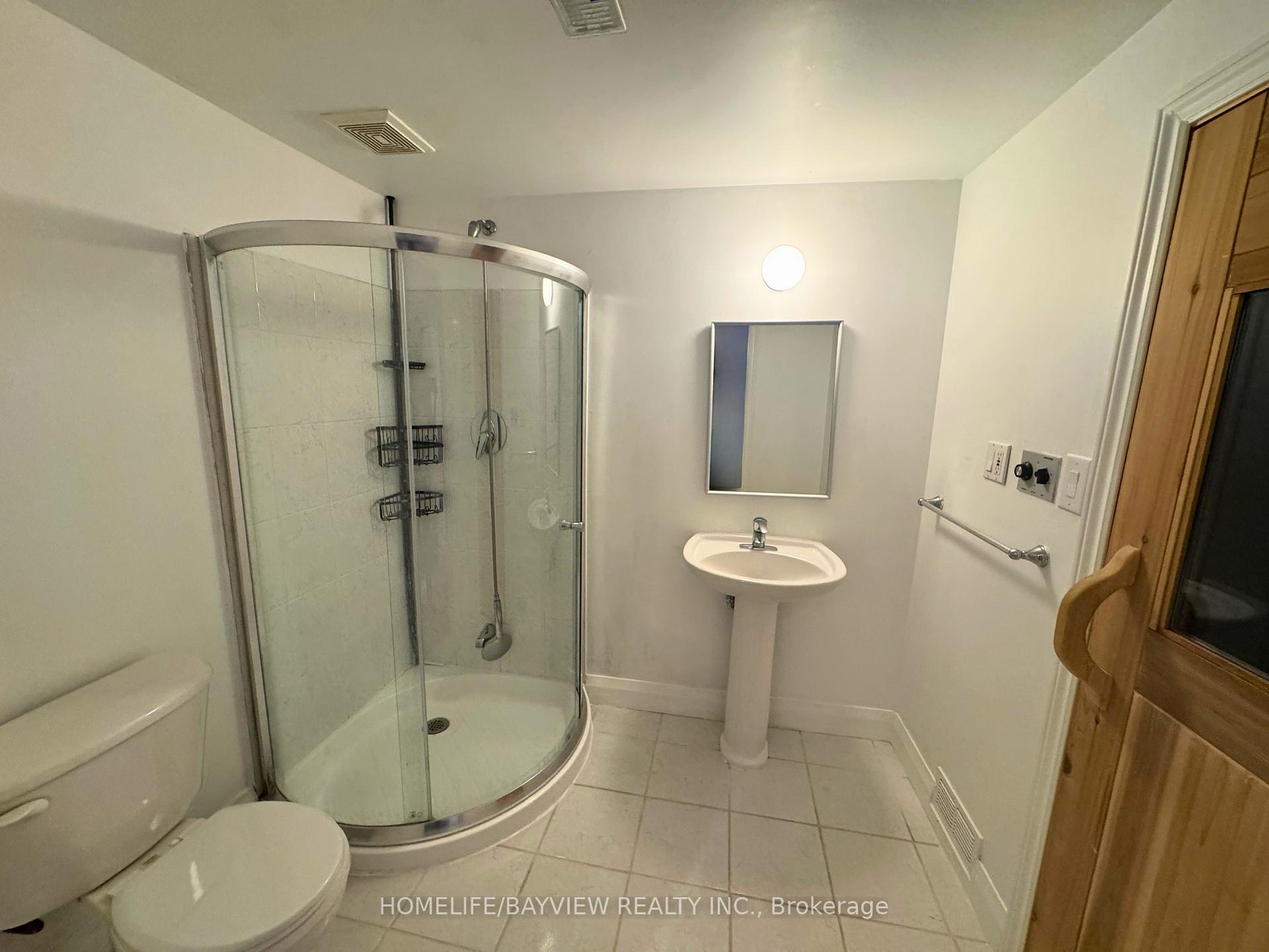Photo 13 of Unit Lower, 36 Hunterwood Chase, Vaughan, Rural Vaughan — HOMEH