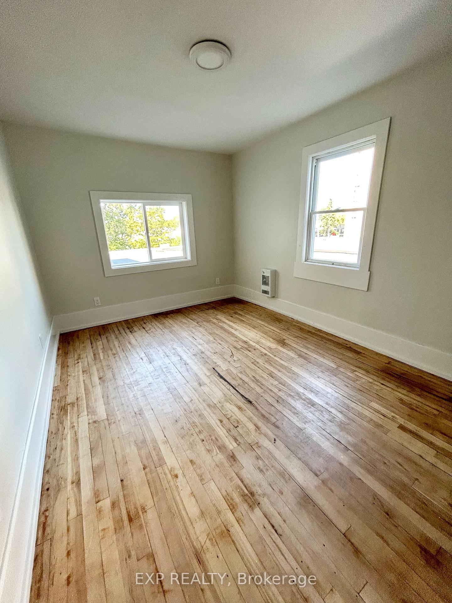 Photo 10 of Unit 1, 316 Front Street, Belleville, Belleville Ward — HOMEH