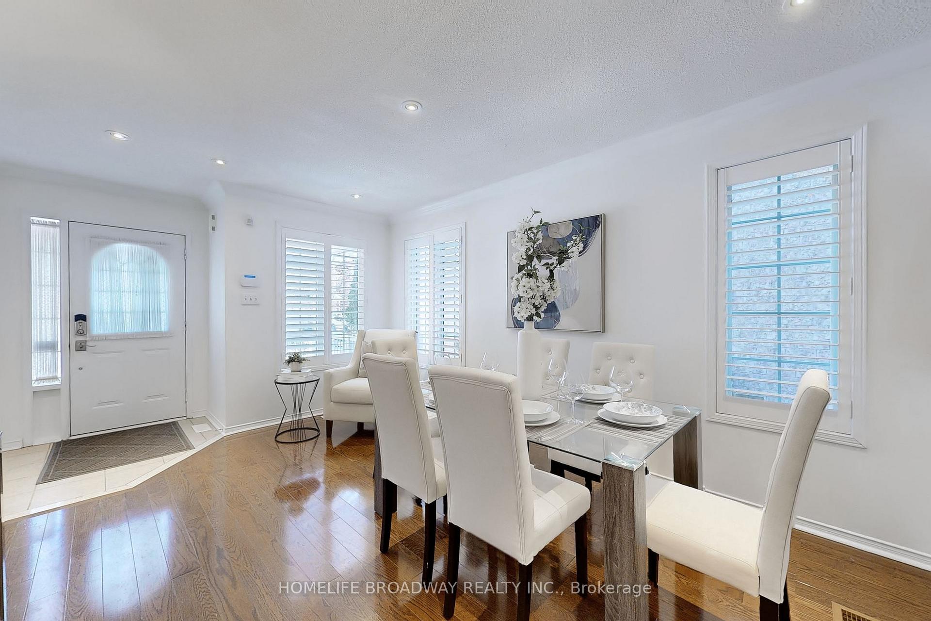 Photo 6 of 32 Raintree Drive, Markham, Village Green-South Unionville — HOMEH