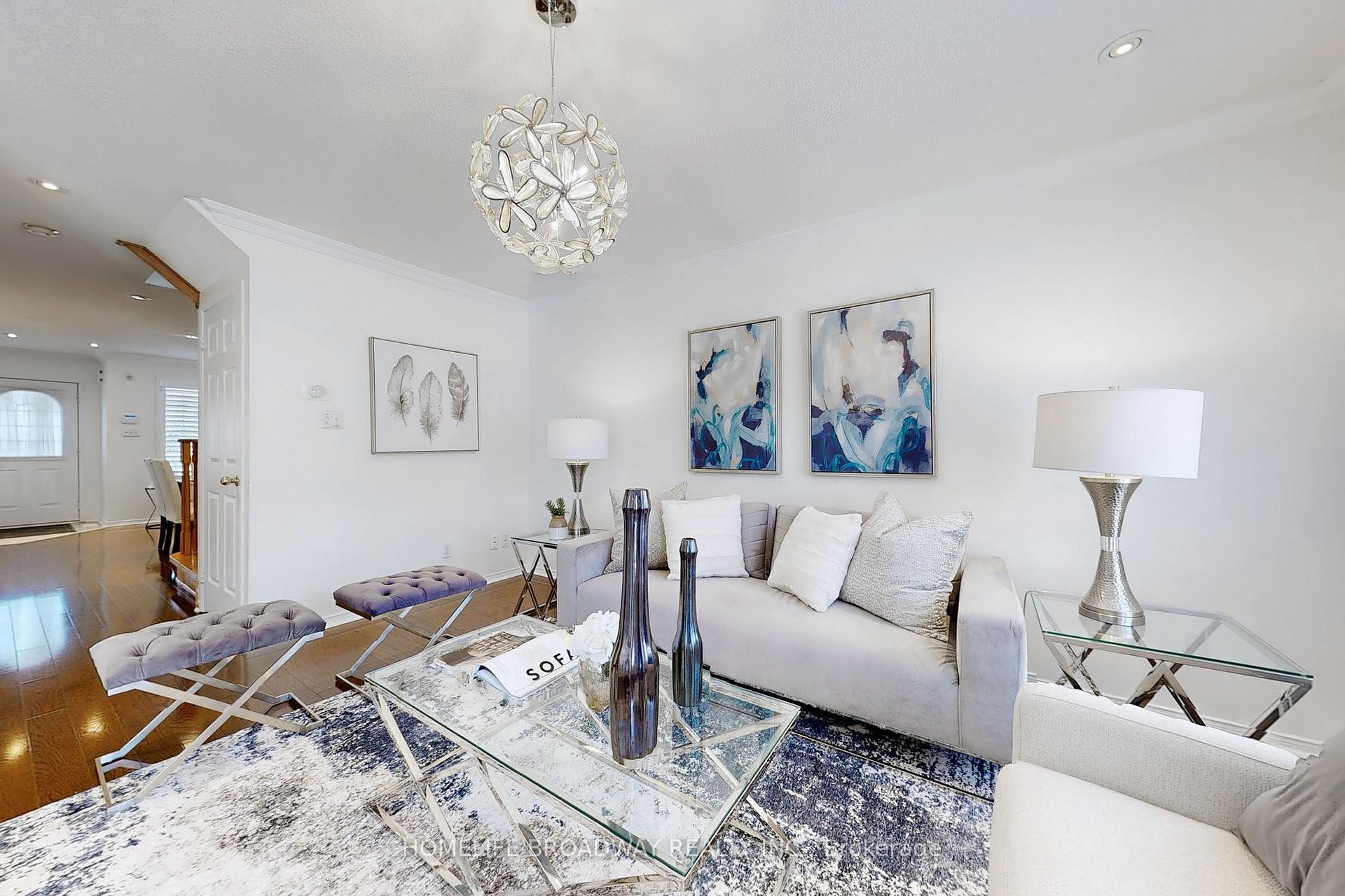 Photo 7 of 32 Raintree Drive, Markham, Village Green-South Unionville — HOMEH