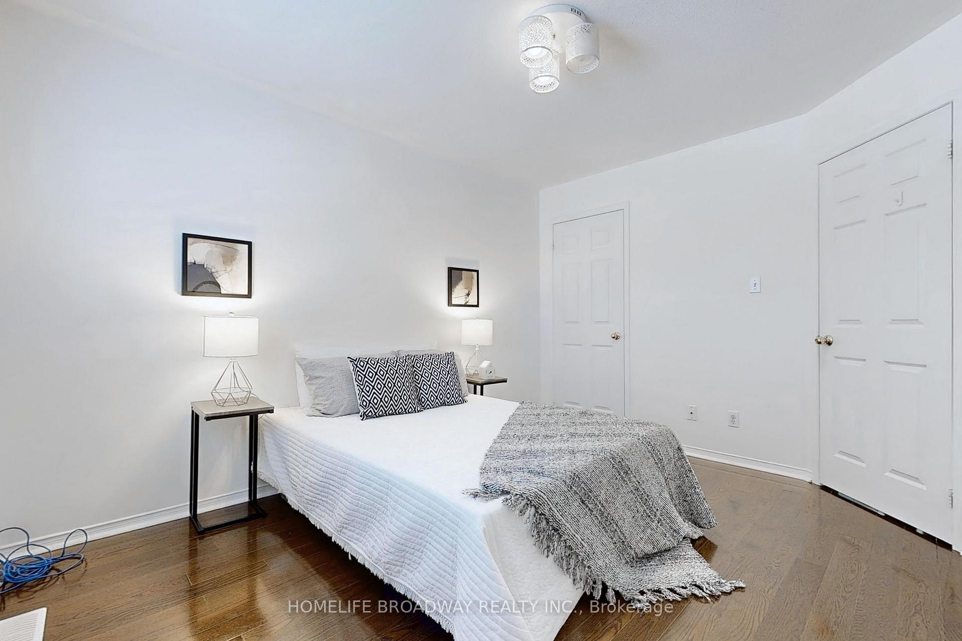Photo 31 of 32 Raintree Drive, Markham, Village Green-South Unionville — HOMEH