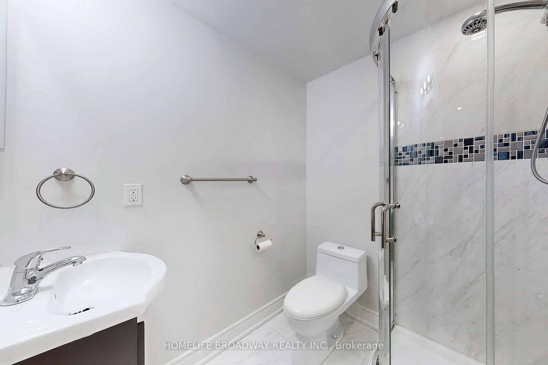 Photo 37 of 32 Raintree Drive, Markham, Village Green-South Unionville — HOMEH