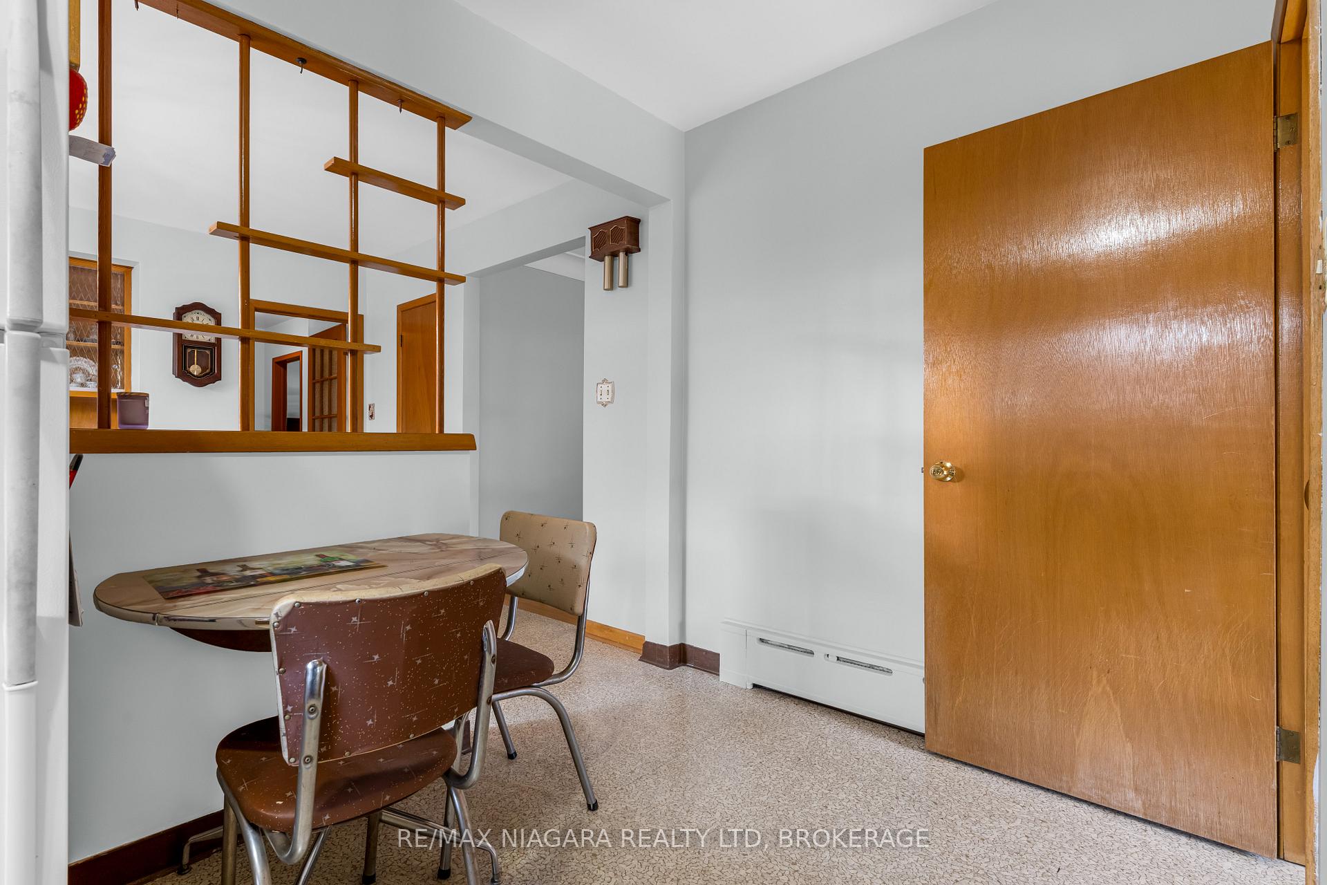 Photo 7 of 520 Sutherland Avenue, Welland, Lincoln/Crowland — HOMEH