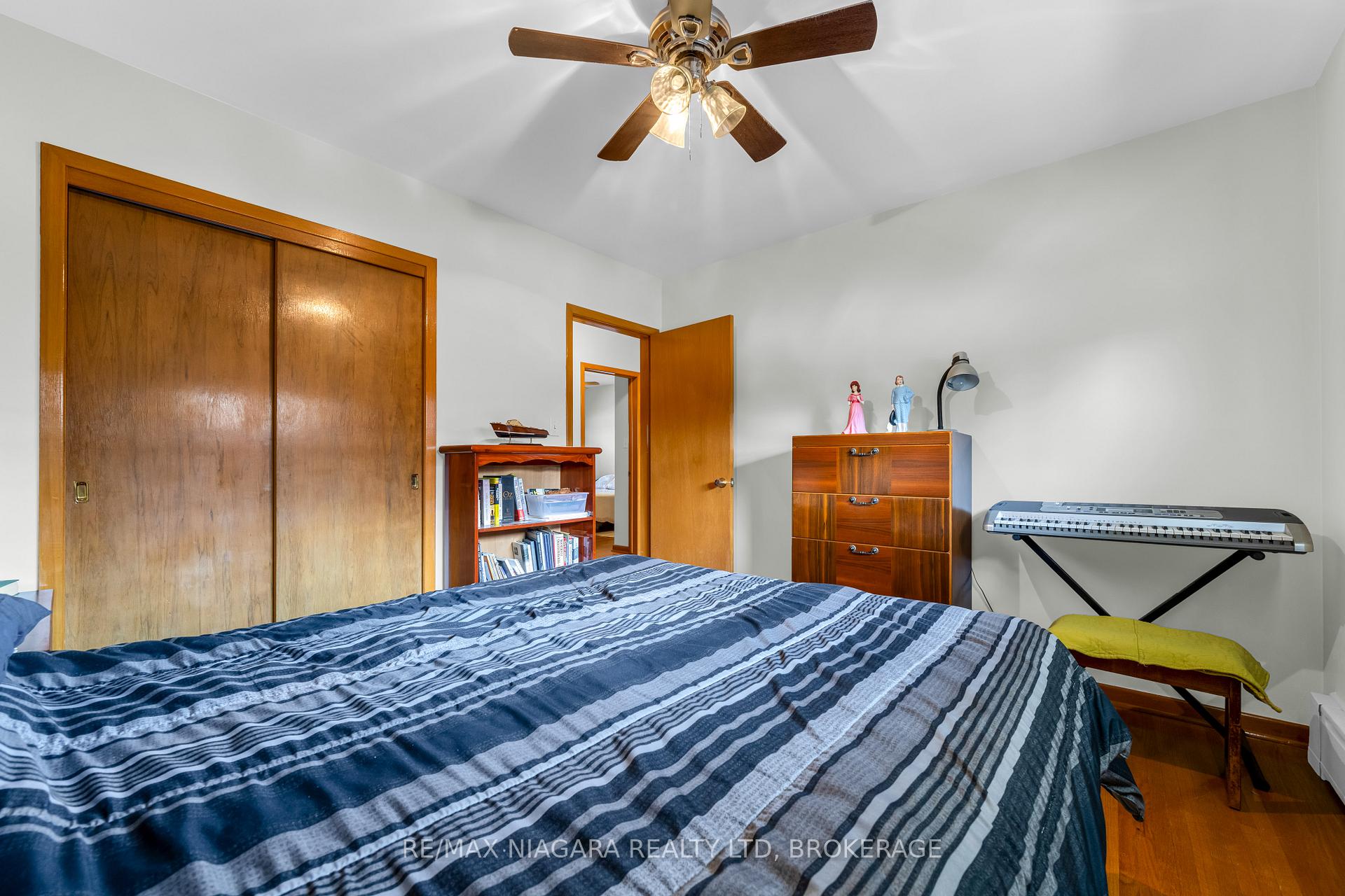 Photo 12 of 520 Sutherland Avenue, Welland, Lincoln/Crowland — HOMEH