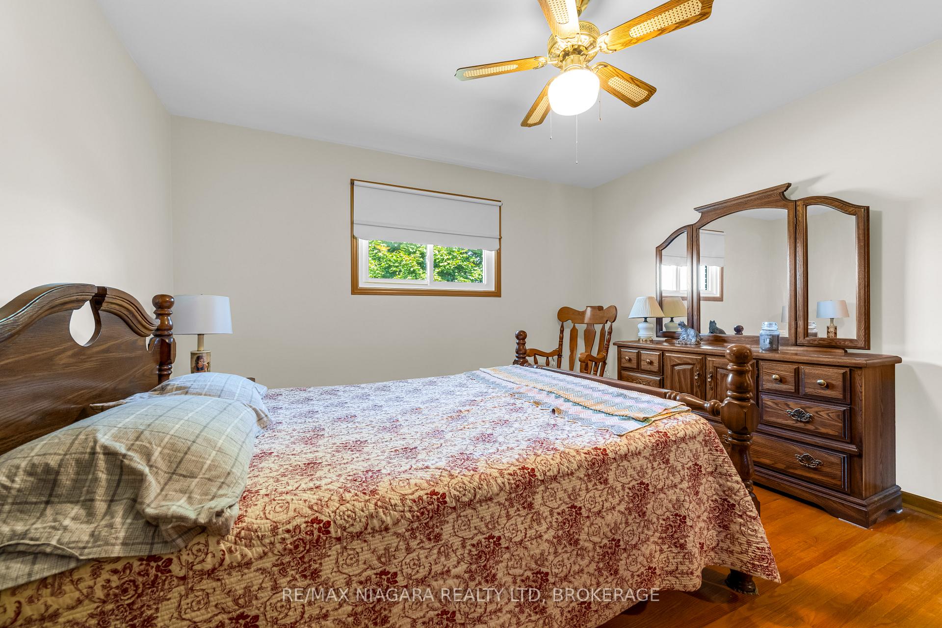 Photo 15 of 520 Sutherland Avenue, Welland, Lincoln/Crowland — HOMEH