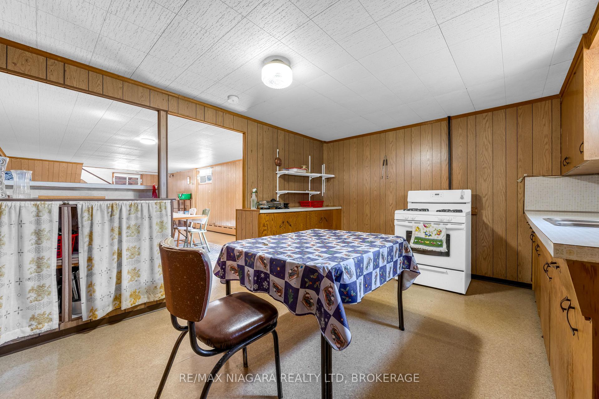 Photo 24 of 520 Sutherland Avenue, Welland, Lincoln/Crowland — HOMEH