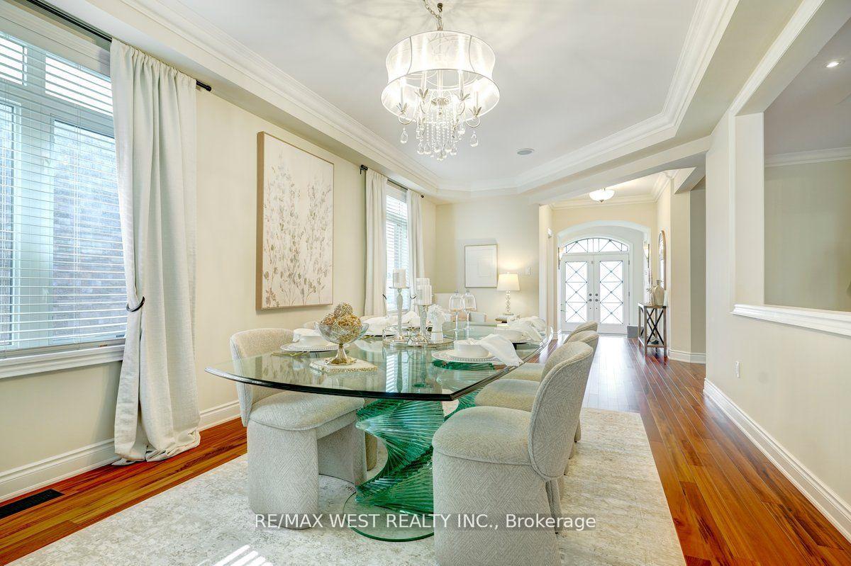 Photo 7 of 242 Marc Santi Boulevard, Vaughan, Patterson — HOMEH