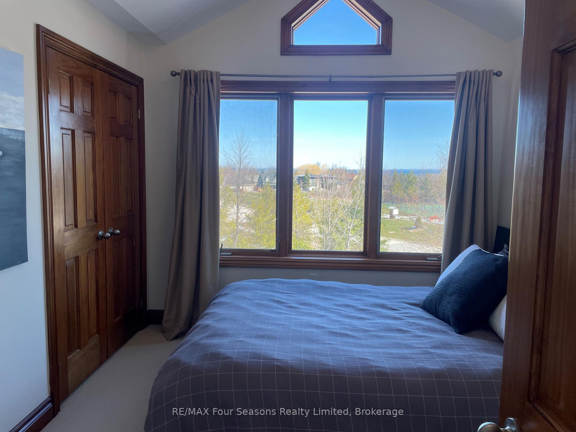 Photo 10 of Unit 59, 204 Blueski George Crescent, Blue Mountains — HOMEH