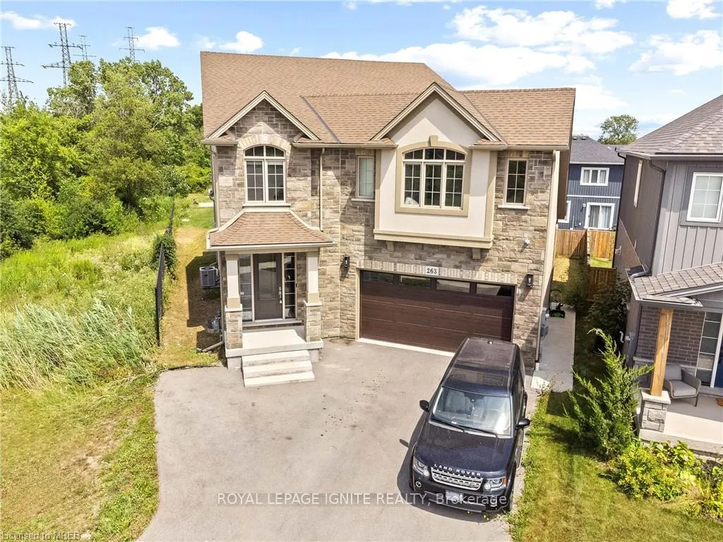 Photo 2 of 263 Memorial Park Drive, Welland, Lincoln/Crowland — HOMEH