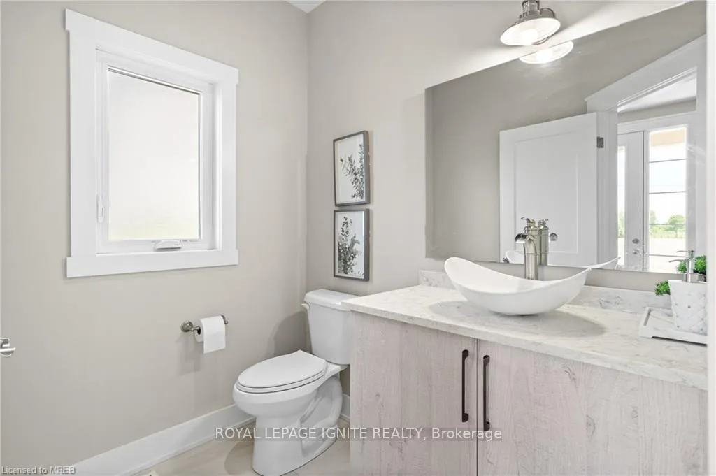 Photo 6 of 263 Memorial Park Drive, Welland, Lincoln/Crowland — HOMEH