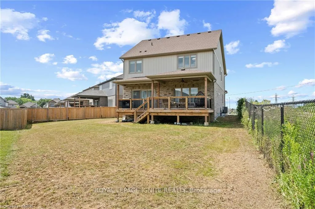 Photo 33 of 263 Memorial Park Drive, Welland, Lincoln/Crowland — HOMEH