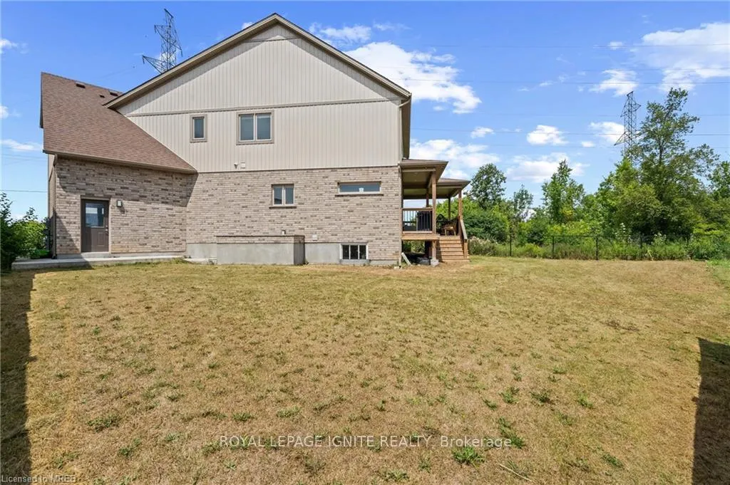Photo 36 of 263 Memorial Park Drive, Welland, Lincoln/Crowland — HOMEH