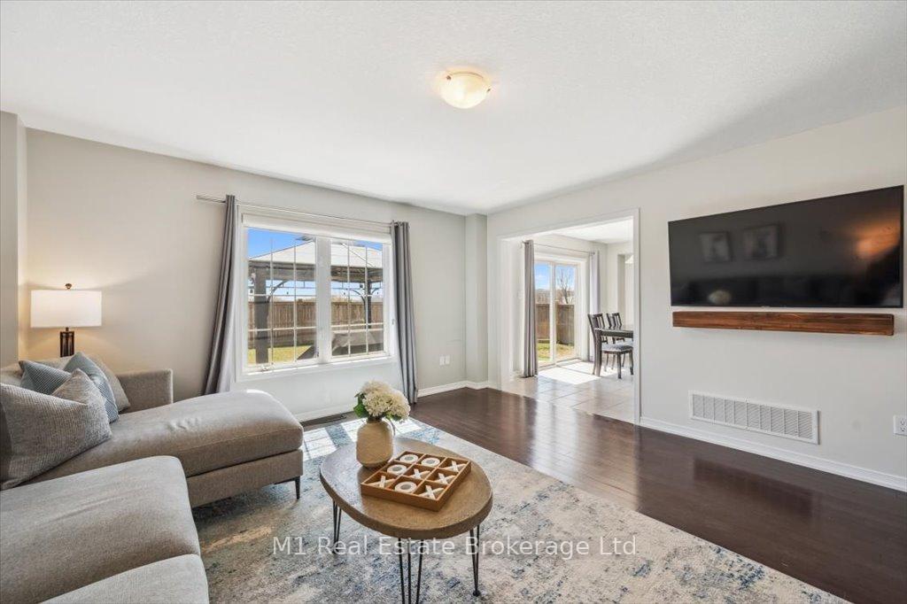 Photo 10 of 161 Starlight Avenue, Woolwich — HOMEH