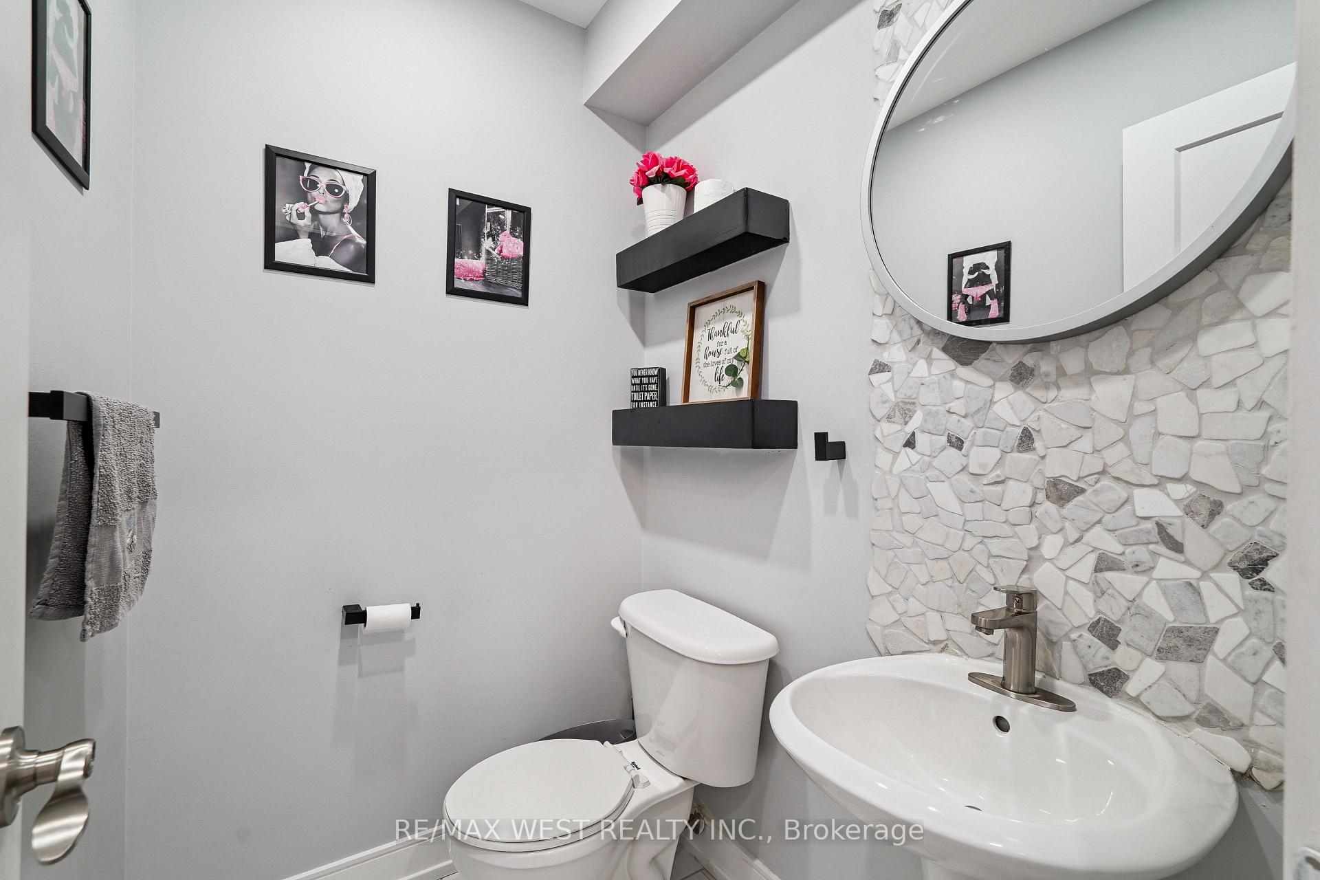 Photo 7 of 36 Madeira Avenue, Vaughan, Vellore Village — HOMEH