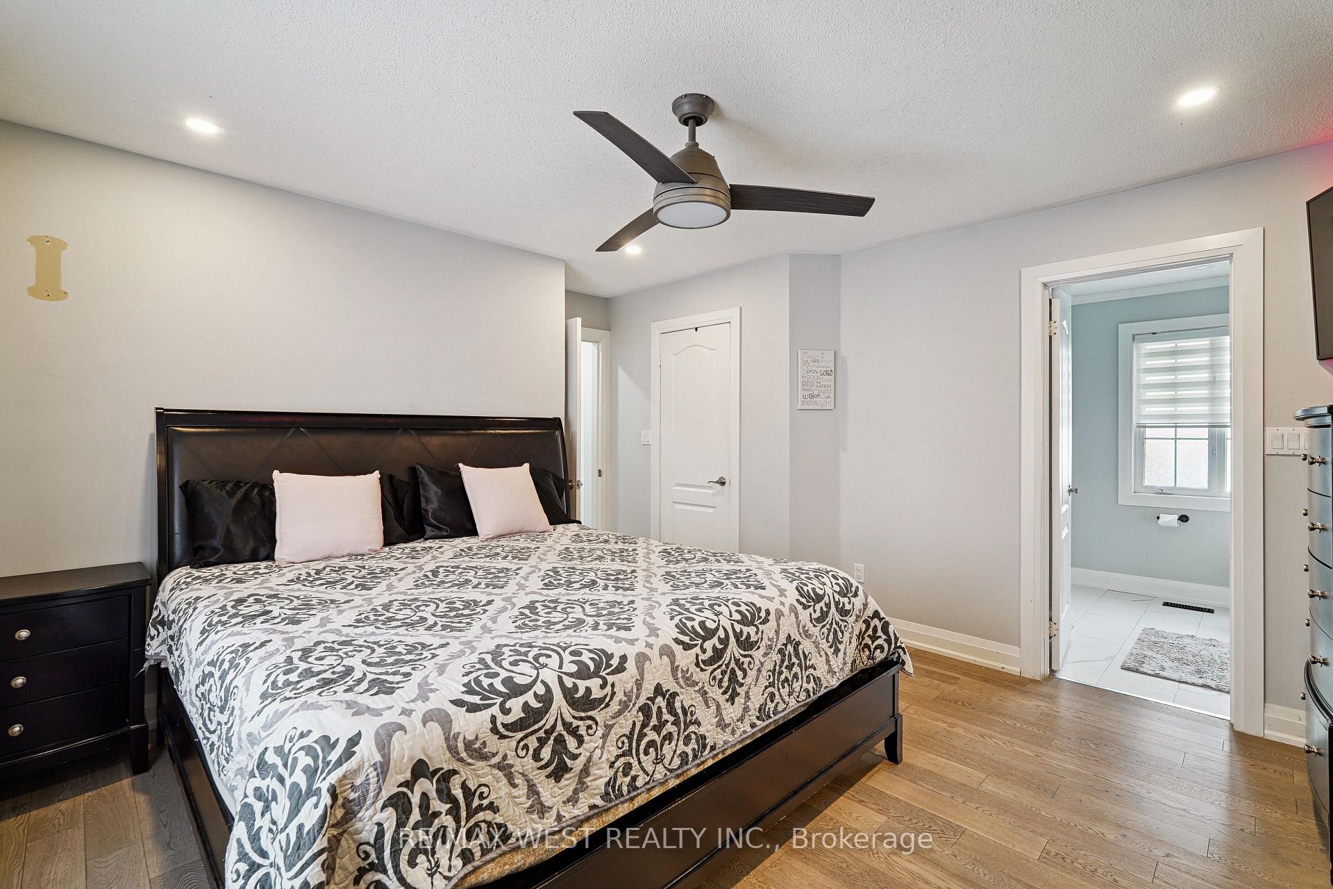 Photo 8 of 36 Madeira Avenue, Vaughan, Vellore Village — HOMEH