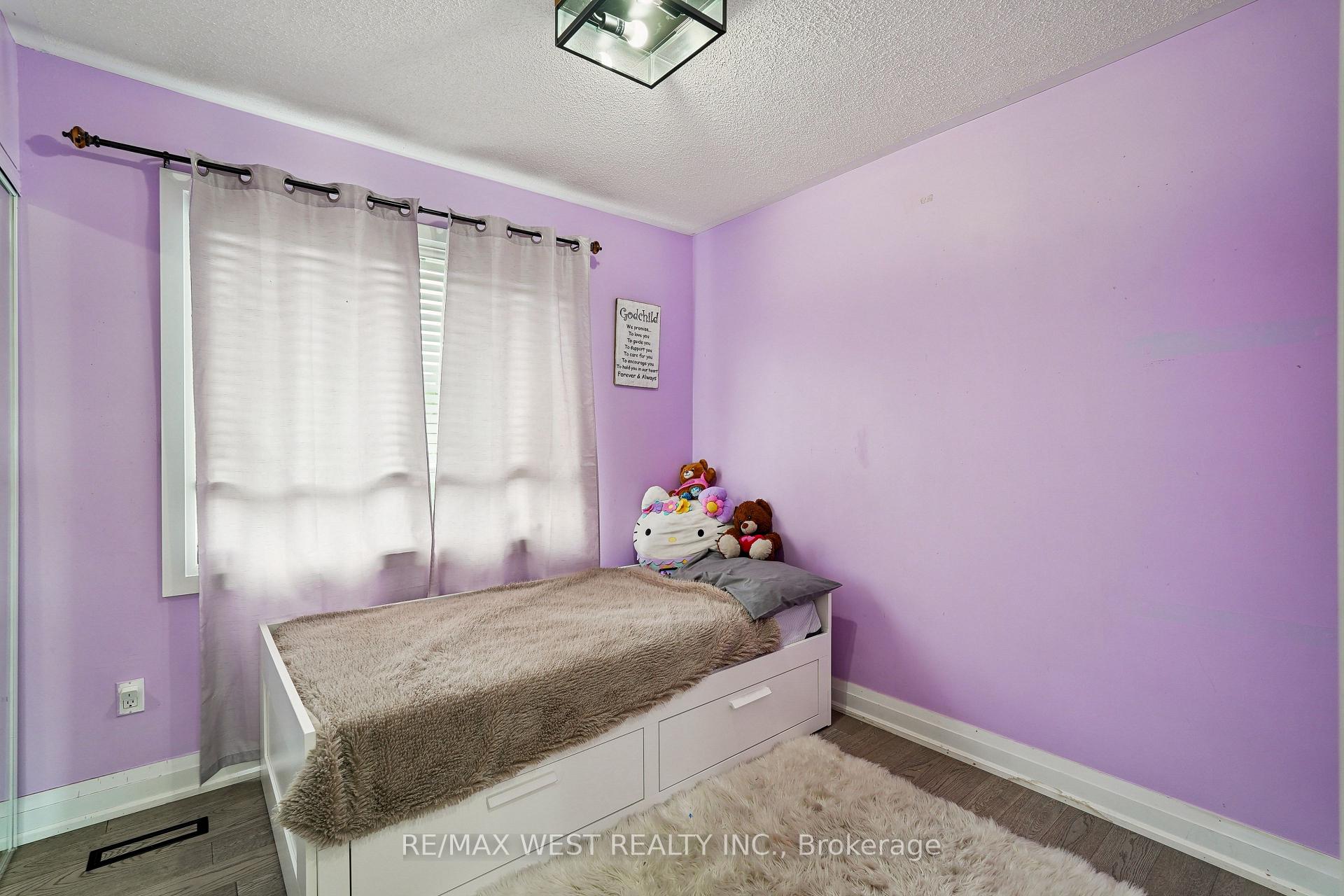 Photo 11 of 36 Madeira Avenue, Vaughan, Vellore Village — HOMEH