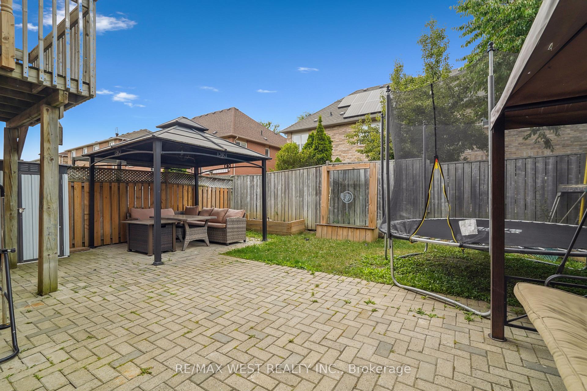 Photo 14 of 36 Madeira Avenue, Vaughan, Vellore Village — HOMEH