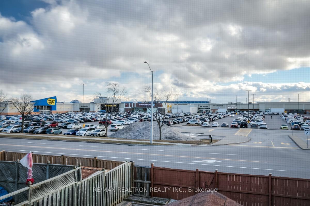 Photo 30 of 35 Miley Drive, Markham, Markville — HOMEH