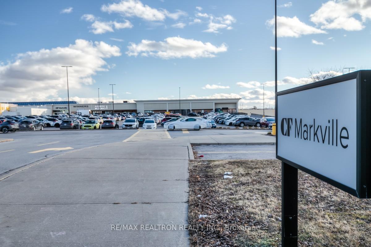Photo 39 of 35 Miley Drive, Markham, Markville — HOMEH