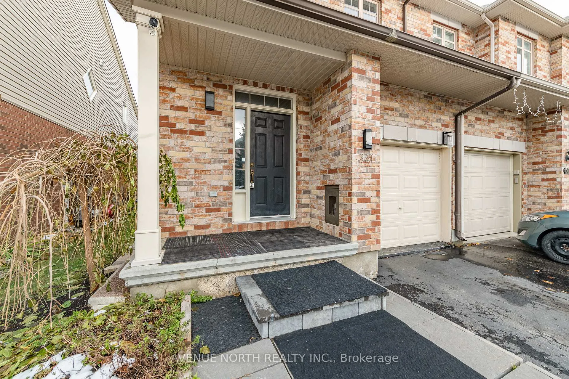 Photo 4 of 361 Royal Fern Way, Ottawa, Riverside South/Gloucester Glen — HOMEH
