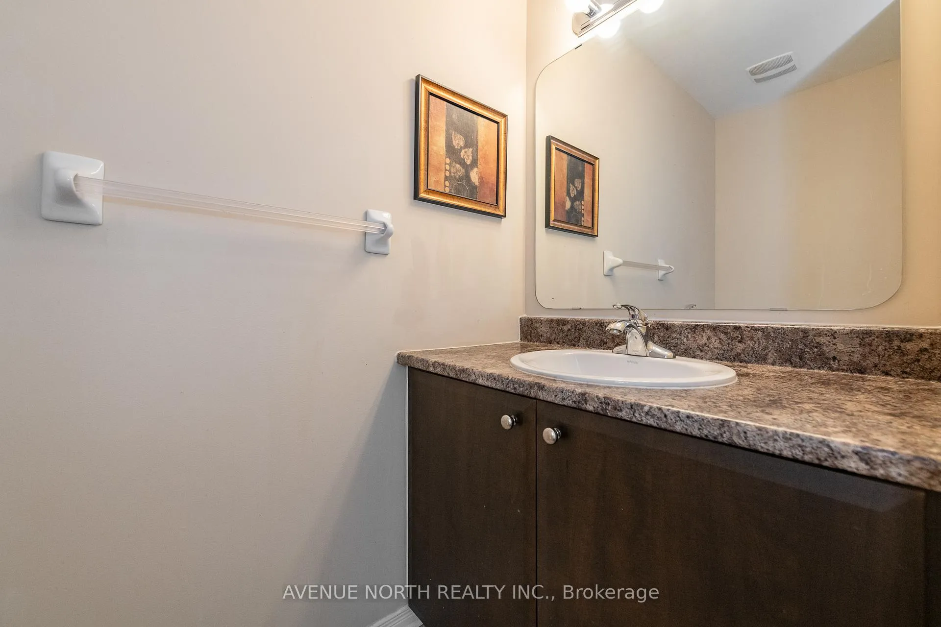 Photo 8 of 361 Royal Fern Way, Ottawa, Riverside South/Gloucester Glen — HOMEH