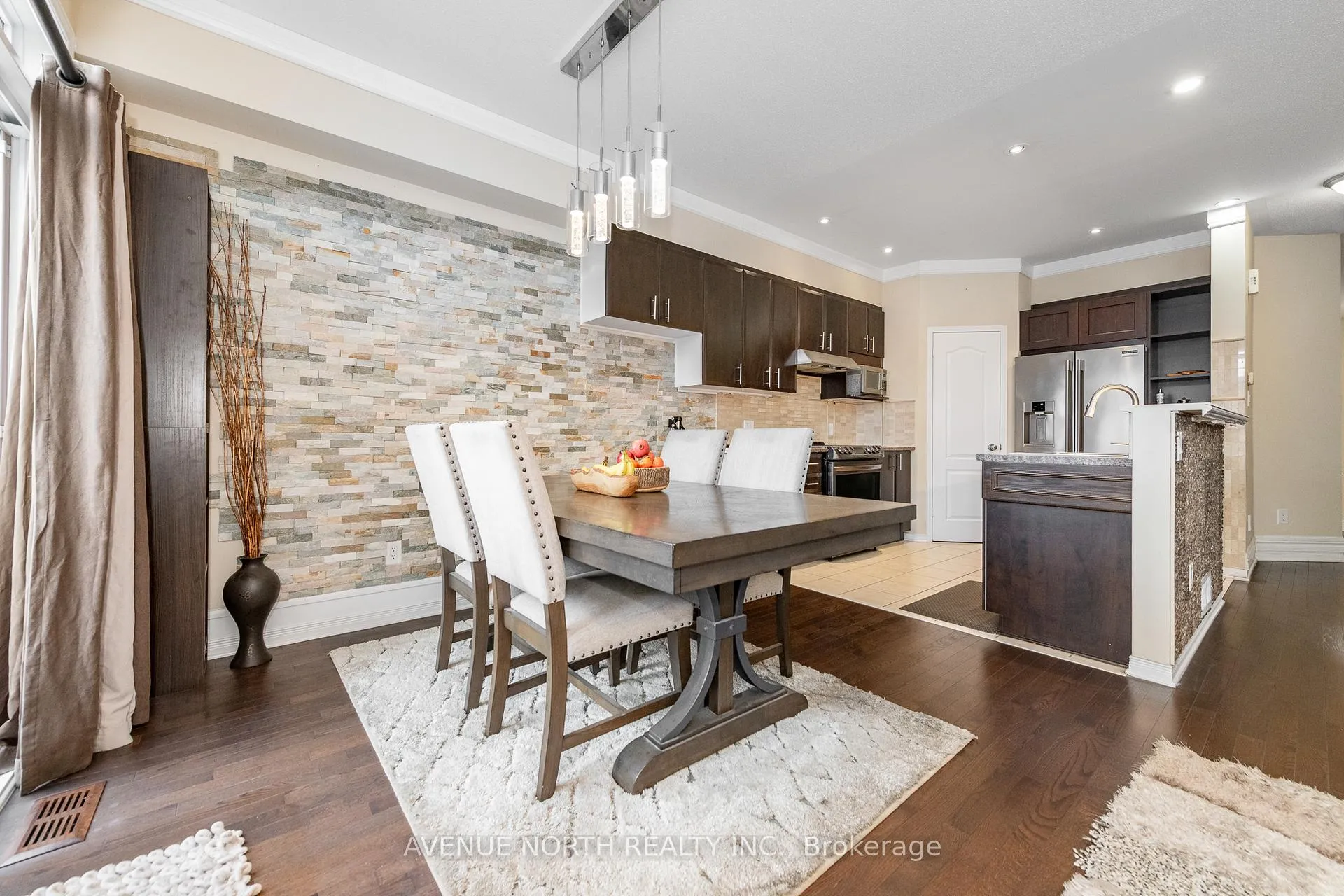 Photo 15 of 361 Royal Fern Way, Ottawa, Riverside South/Gloucester Glen — HOMEH