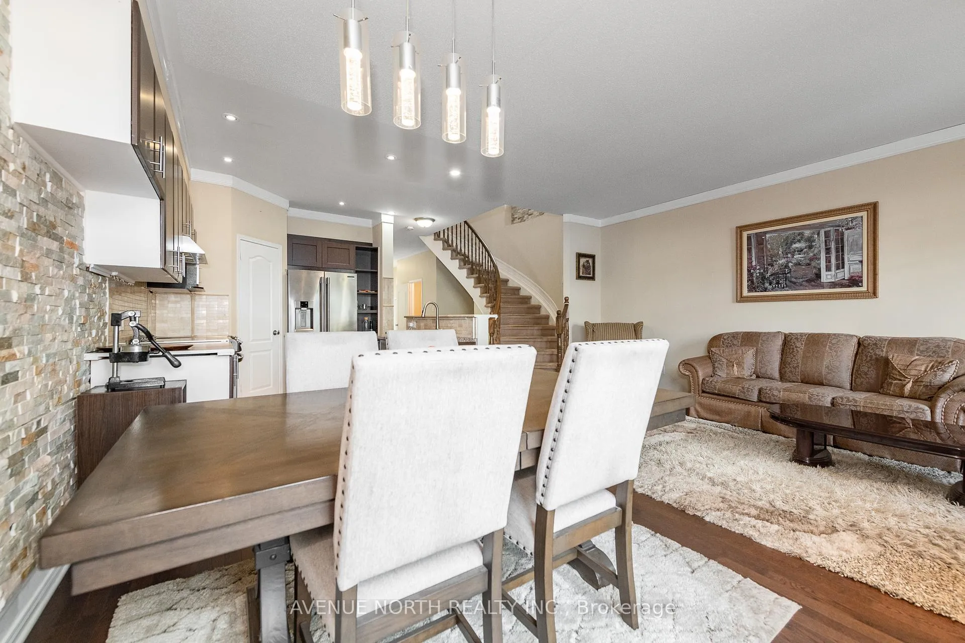 Photo 16 of 361 Royal Fern Way, Ottawa, Riverside South/Gloucester Glen — HOMEH