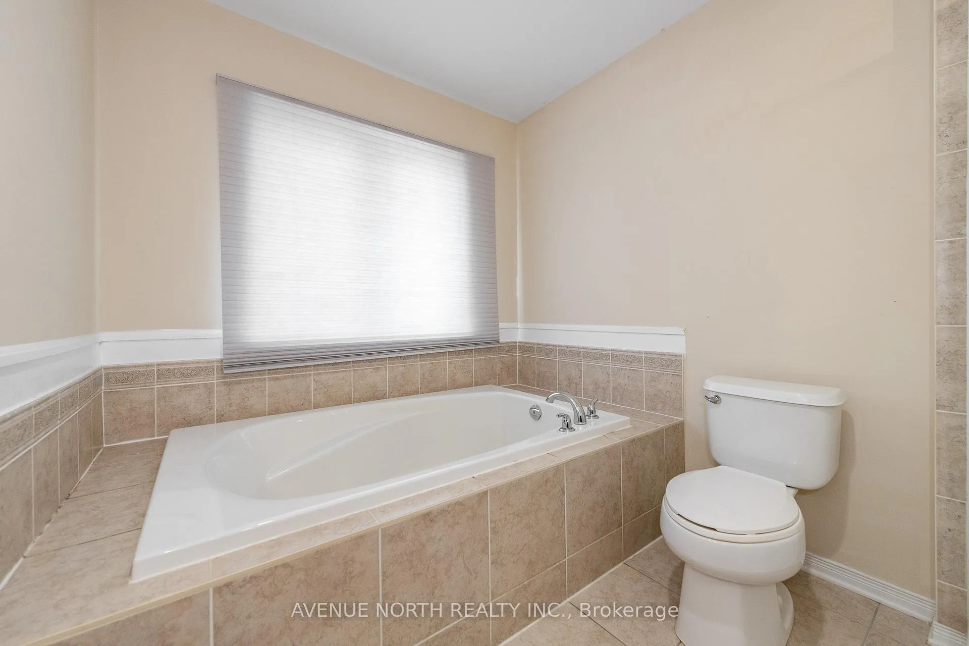 Photo 29 of 361 Royal Fern Way, Ottawa, Riverside South/Gloucester Glen — HOMEH